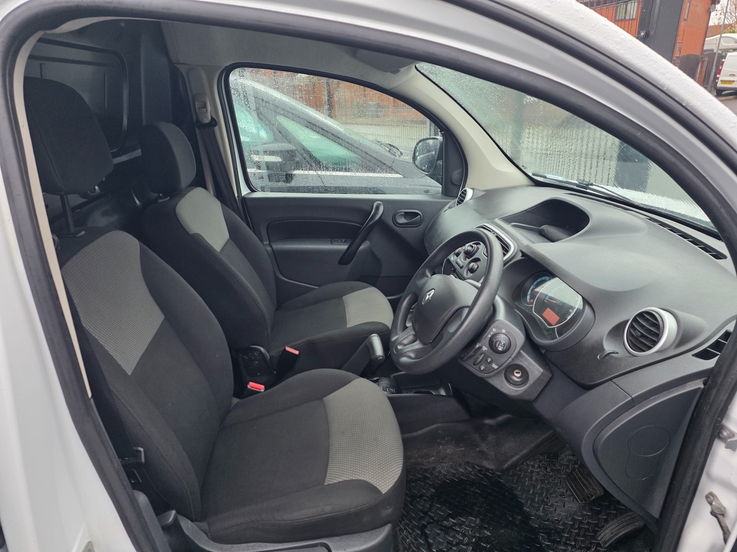 Used Renault Kangoo 2019 for sale - 76397273: Photo 3