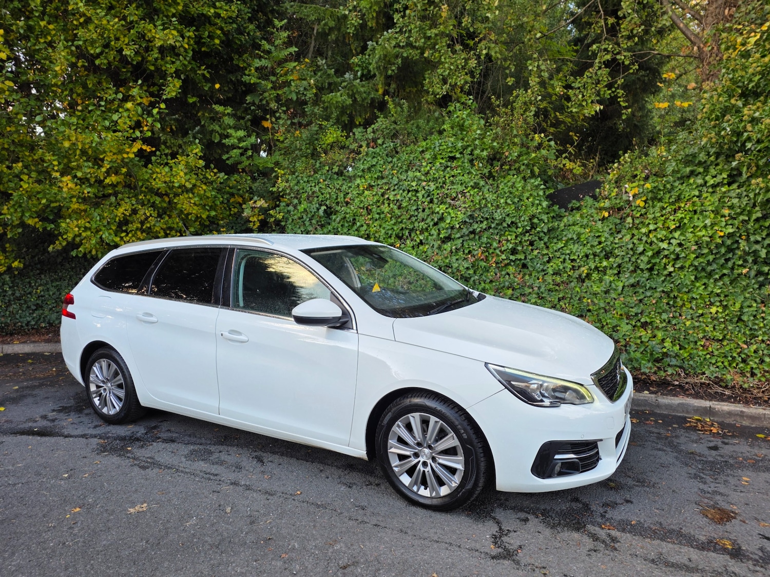 Used Peugeot 308 SW 2020 for sale - 75680636: Photo 2