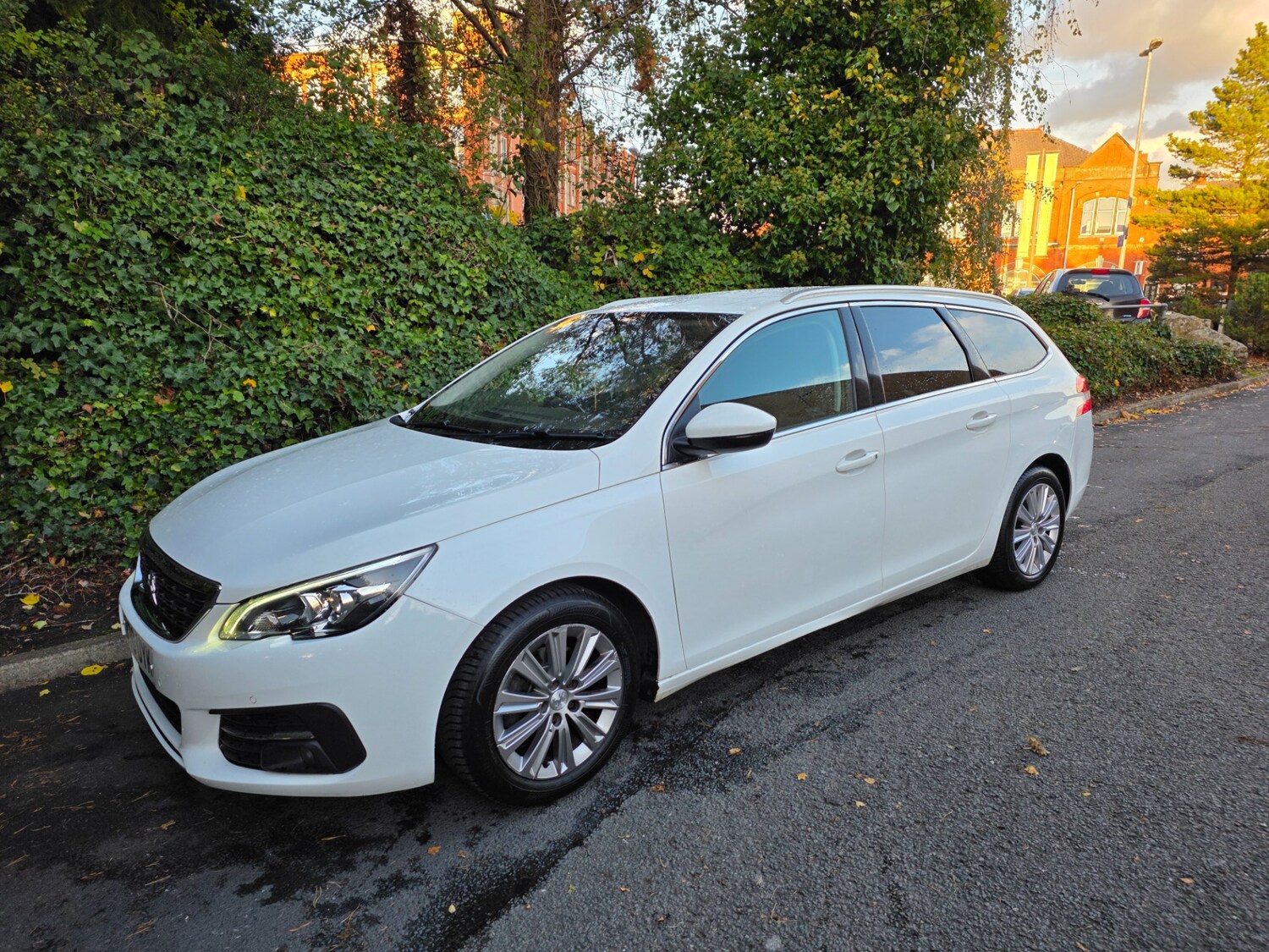 Used Peugeot 308 SW 2020 for sale - 75680636: Photo 5