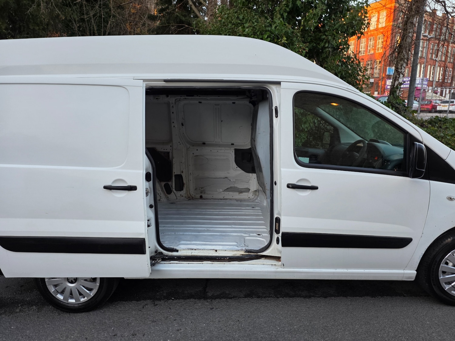 Used Peugeot Expert 2009 for sale - 77240318: Photo 10