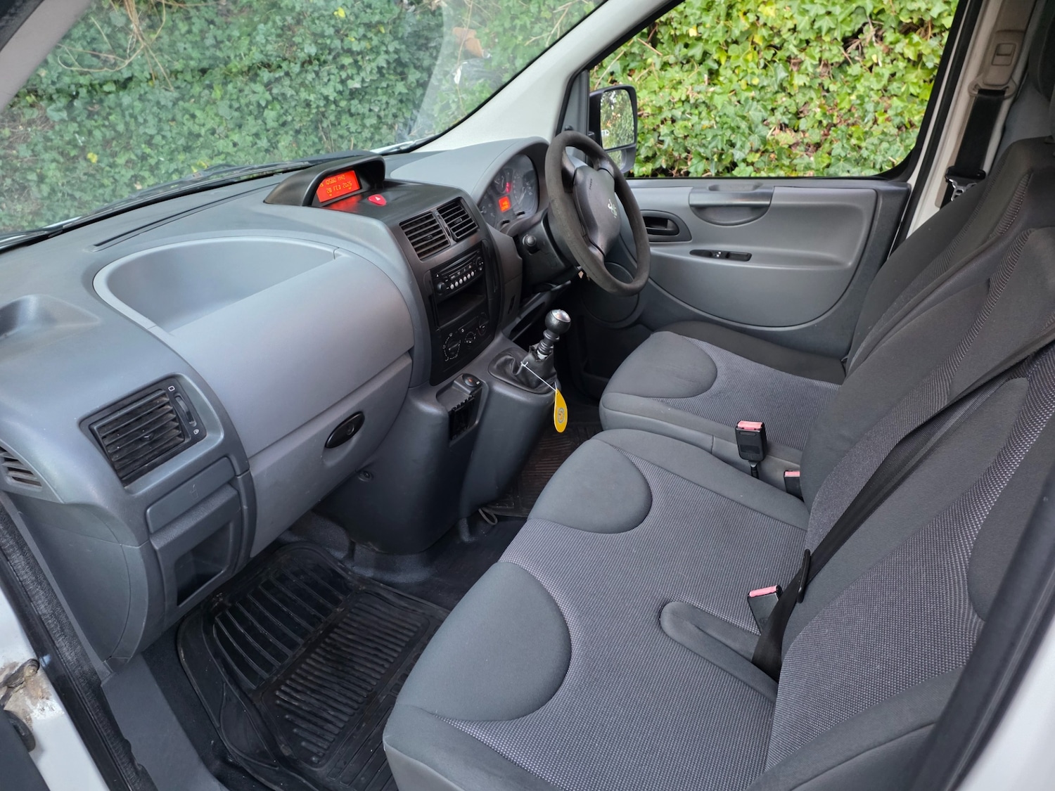 Used Peugeot Expert 2009 for sale - 77240318: Photo 16