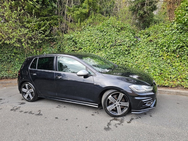Used Volkswagen Golf 2019 for sale - 74268111: Photo 1
