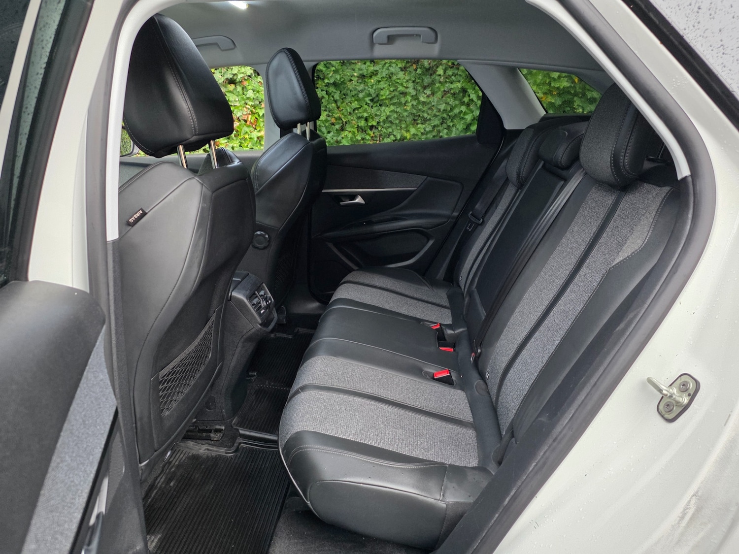 Used Peugeot 3008 2021 for sale - 76120529: Photo 12