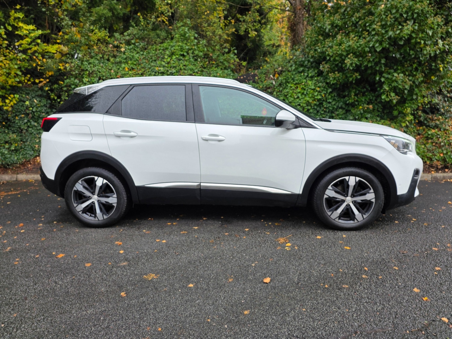 Used Peugeot 3008 2021 for sale - 76120529: Photo 8