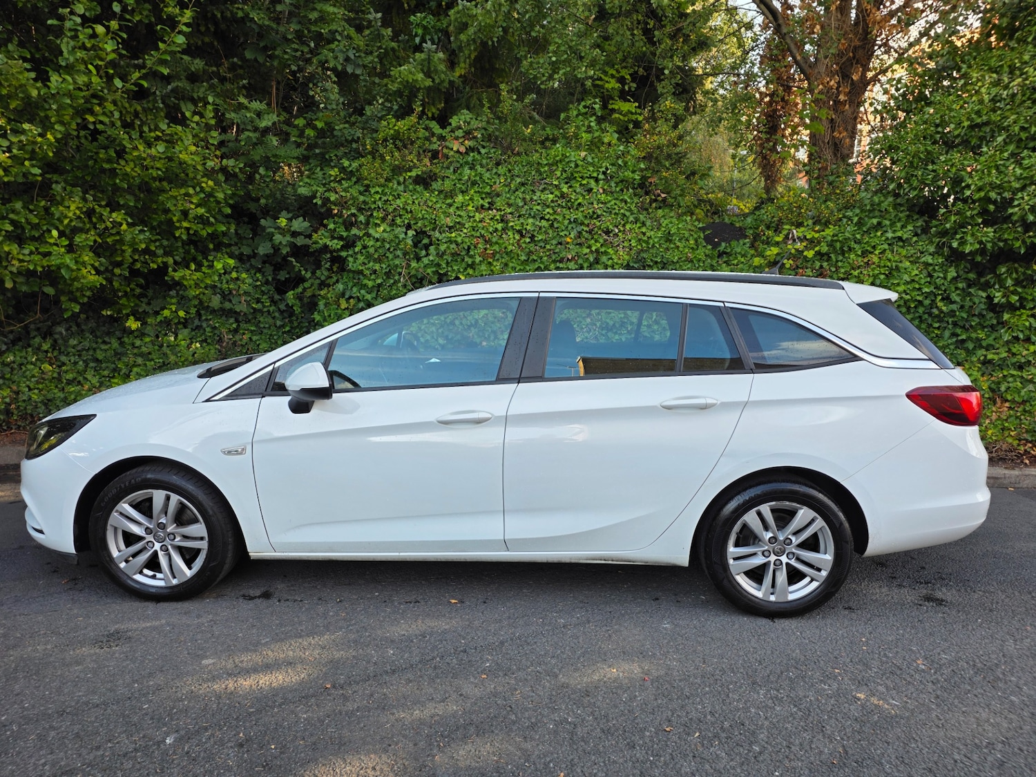 Used Vauxhall Astra 2019 for sale - 74988043: Photo 8