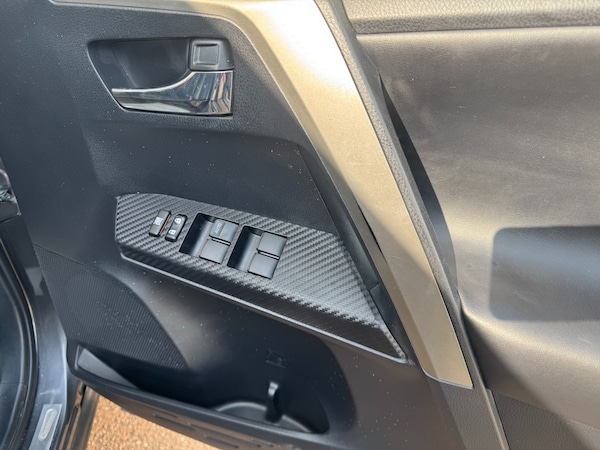 Used Toyota RAV4 2013 for sale - 72110218: Photo 9