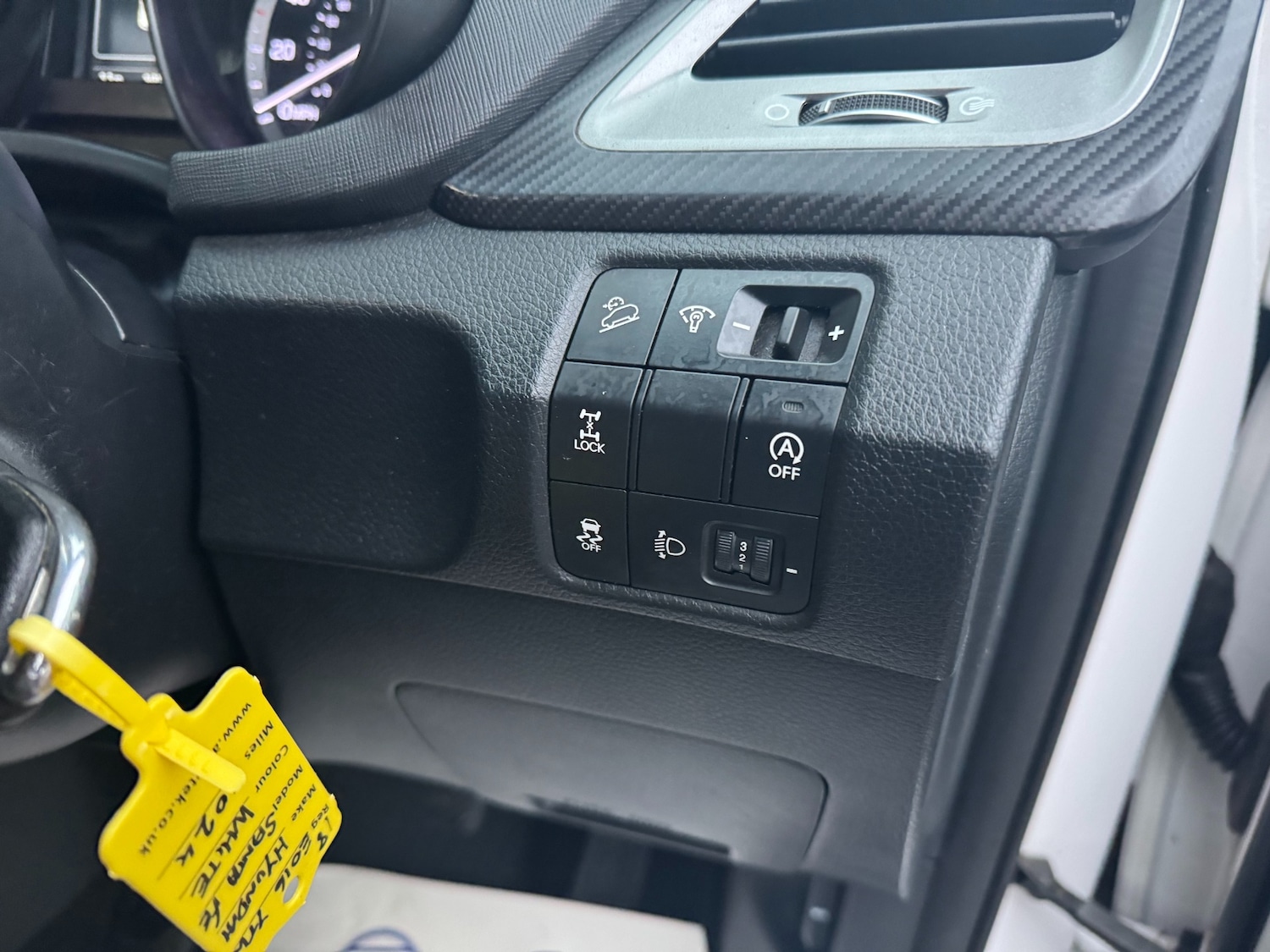 Used Hyundai Santa Fe 2016 for sale - 76589756: Photo 10