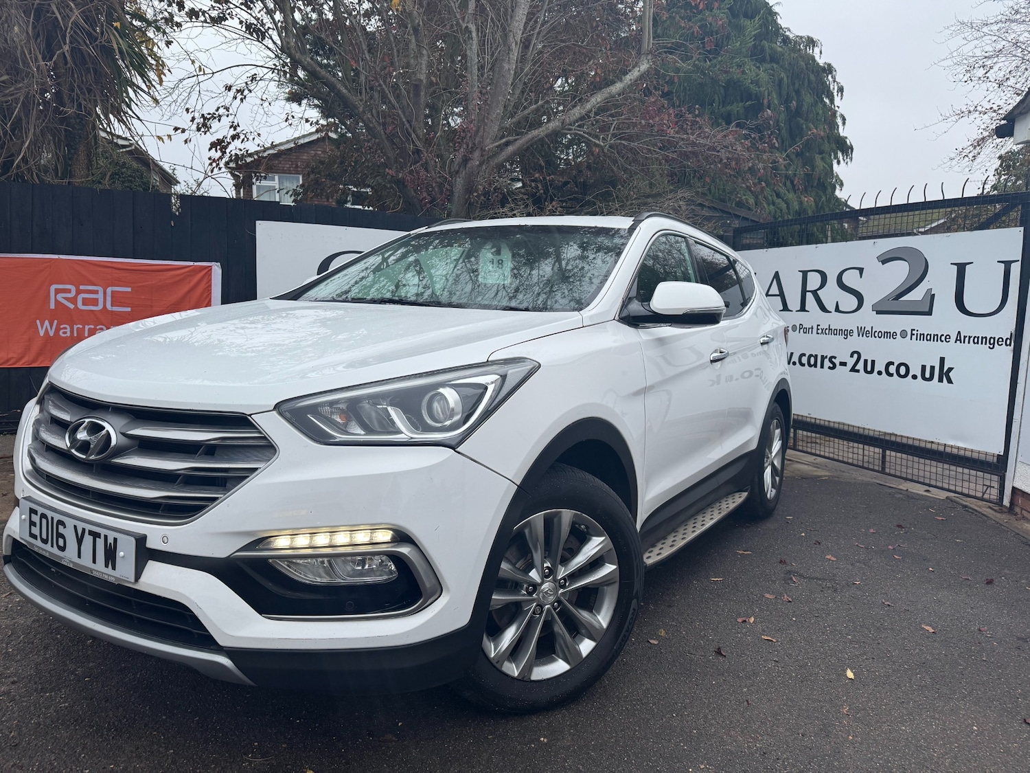 Used Hyundai Santa Fe 2016 for sale - 76589756: Photo 5