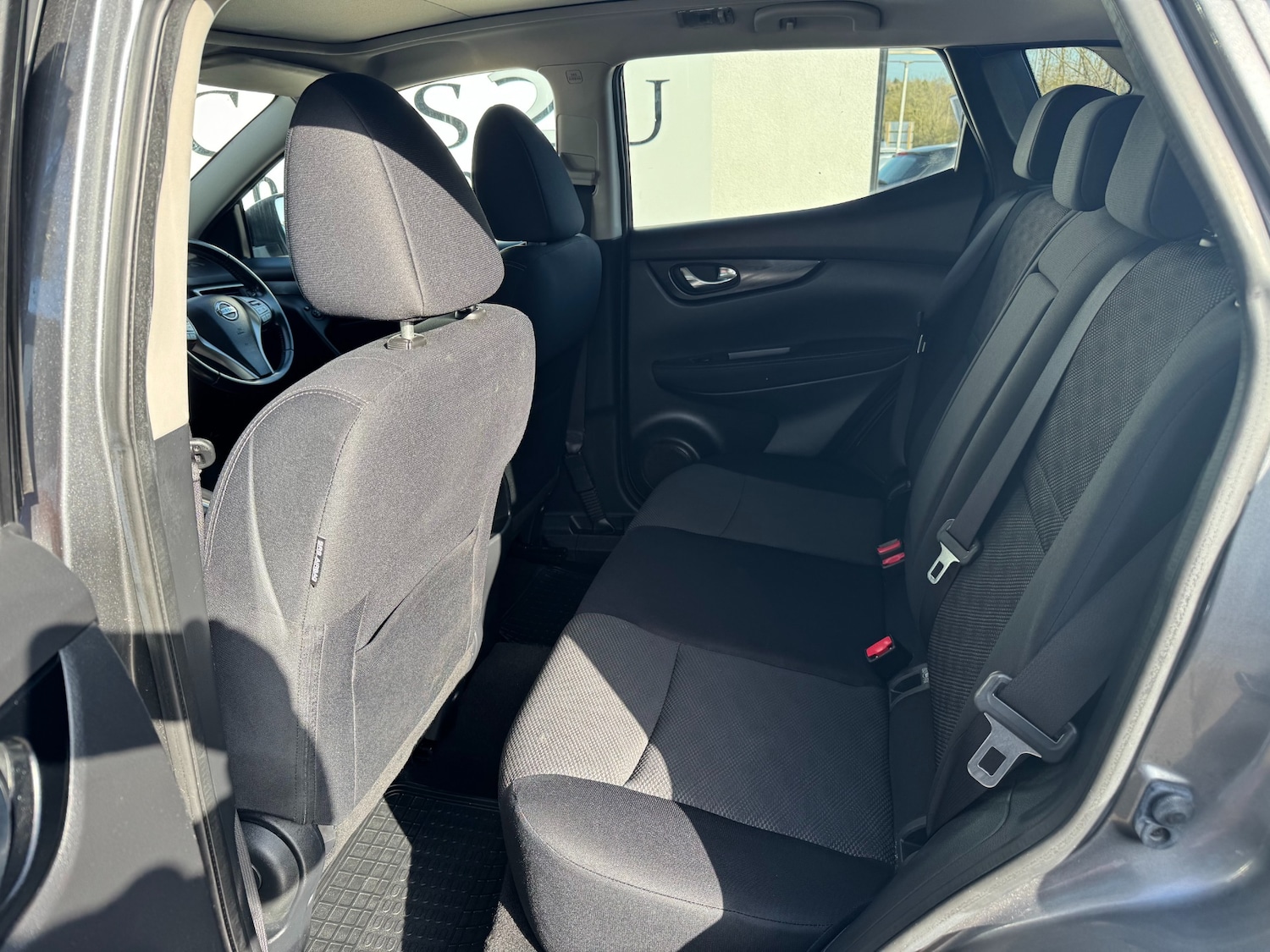 Used Nissan Qashqai 2015 for sale - 77518962: Photo 16