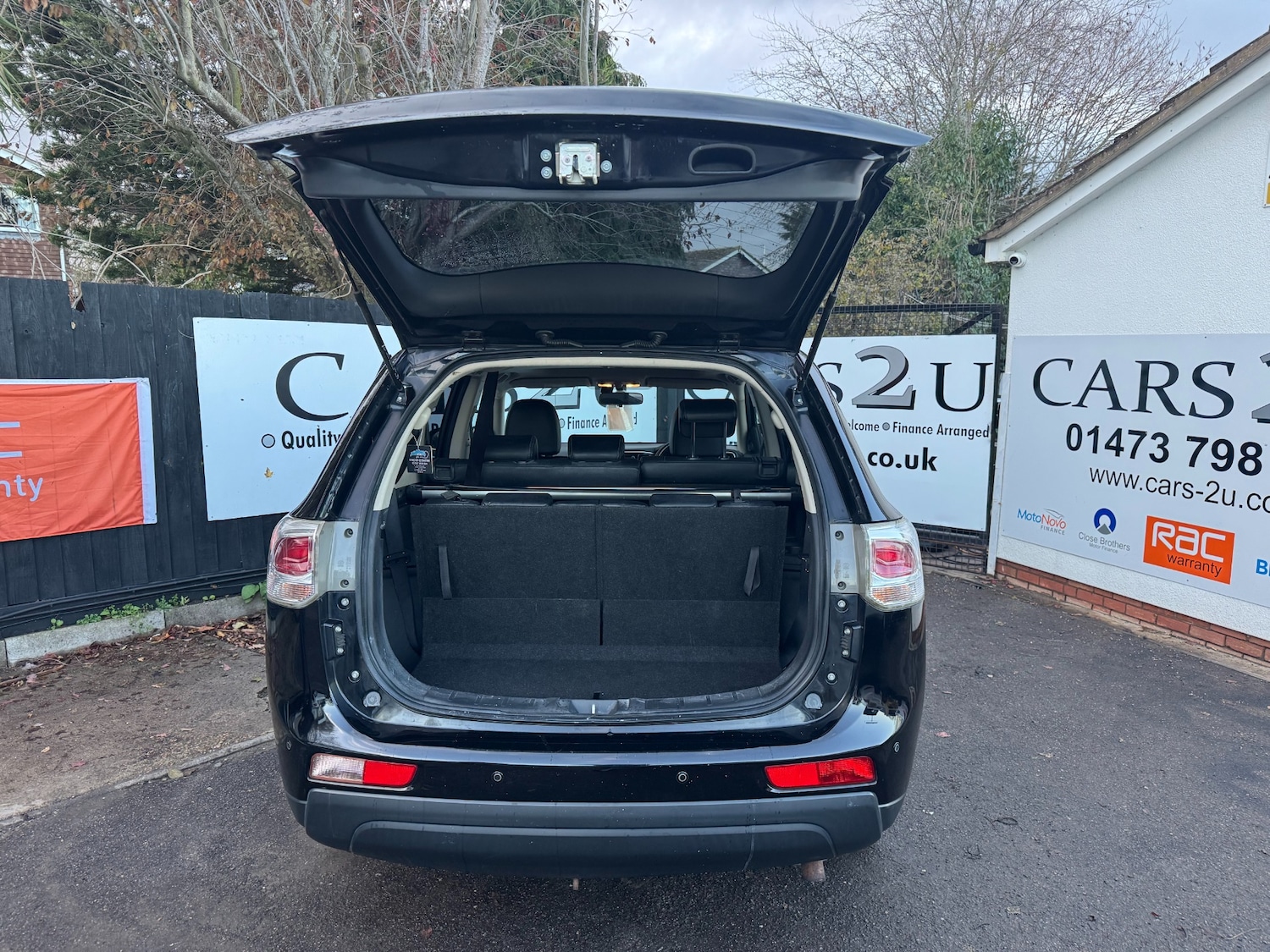 Used Mitsubishi Outlander 2014 for sale - 76709800: Photo 24