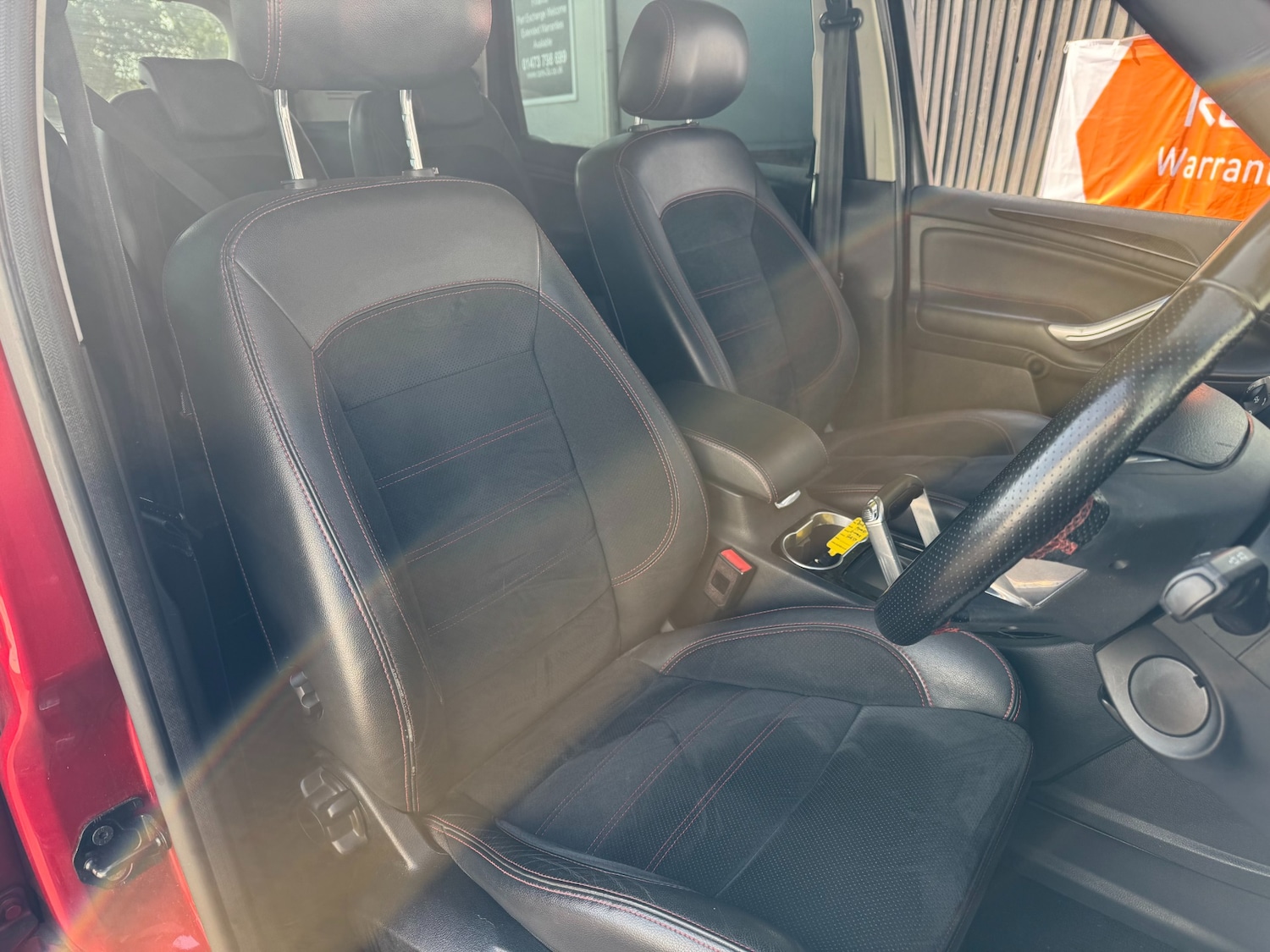 Used Ford S-Max 2013 for sale - 76177277: Photo 17