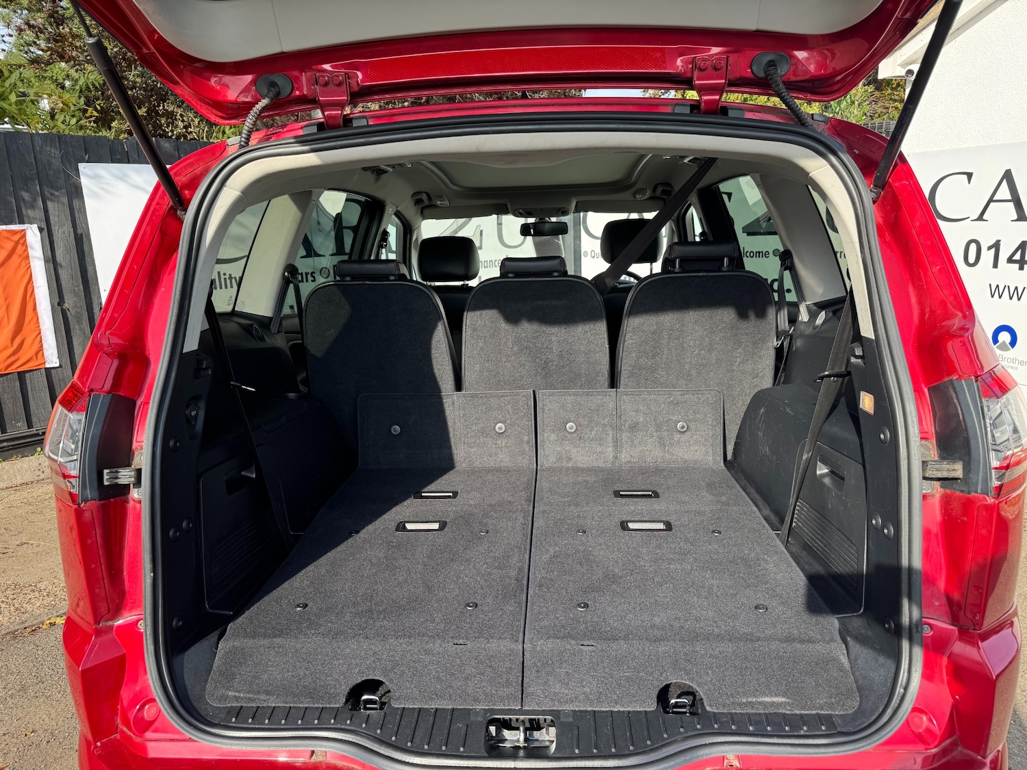 Used Ford S-Max 2013 for sale - 76177277: Photo 26