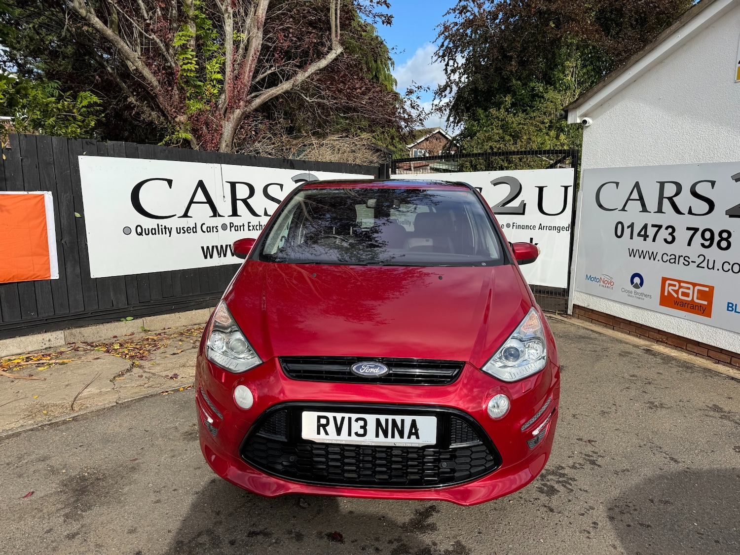 Used Ford S-Max 2013 for sale - 76177277: Photo 3