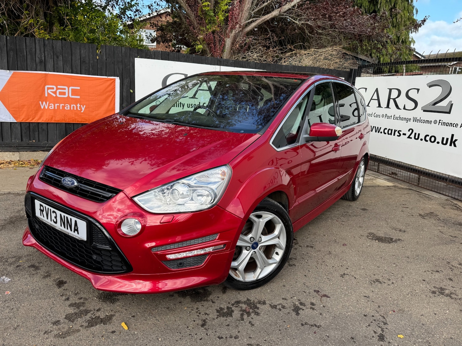 Used Ford S-Max 2013 for sale - 76177277: Photo 4