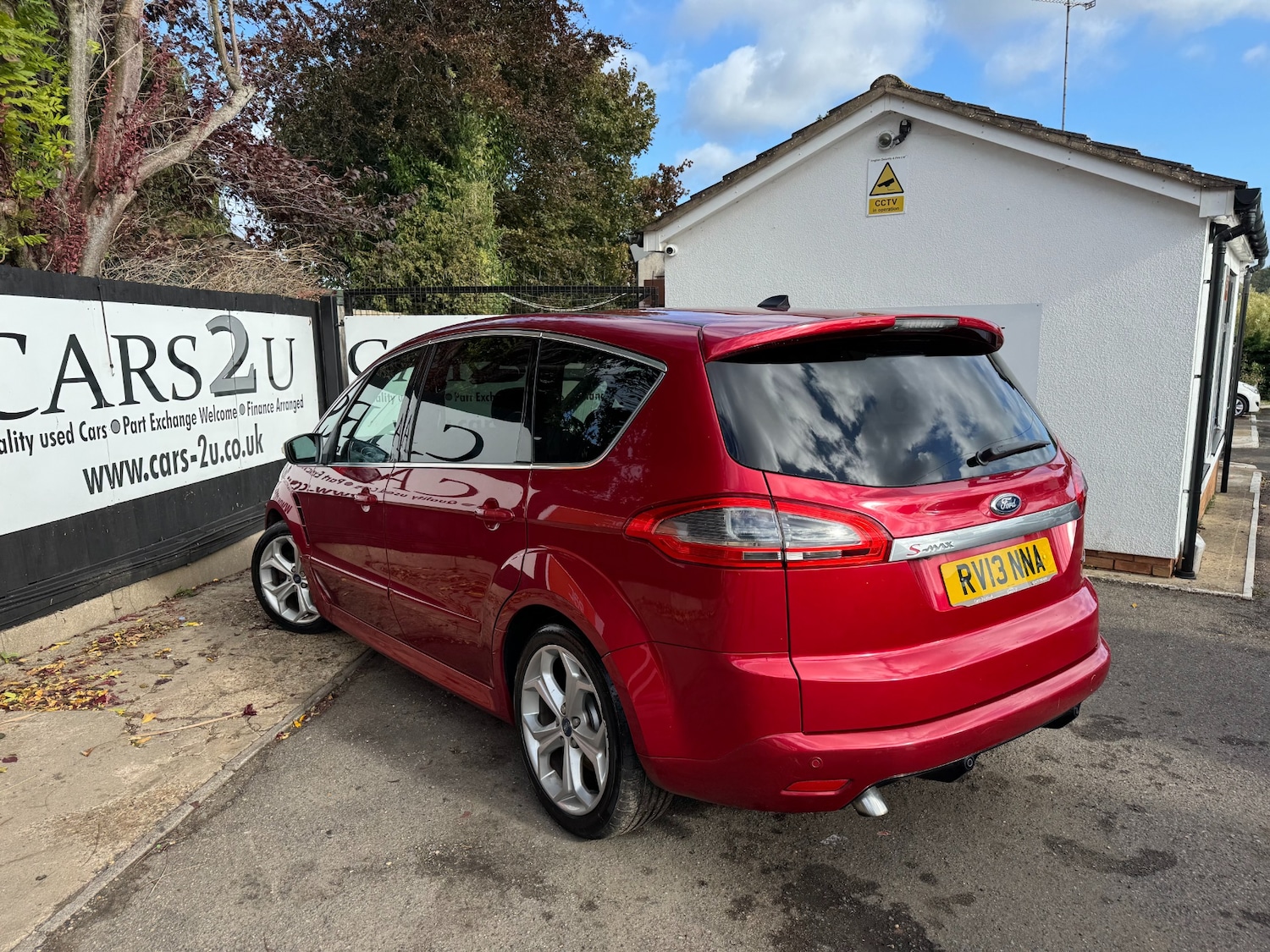 Used Ford S-Max 2013 for sale - 76177277: Photo 6