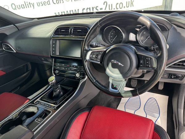 Used Jaguar XE 2015 for sale - 76172540: Photo 10