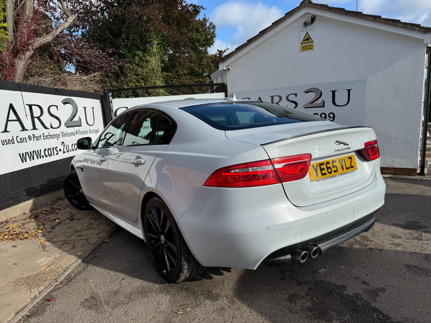 Used Jaguar XE 2015 for sale - 76172540: Photo 19