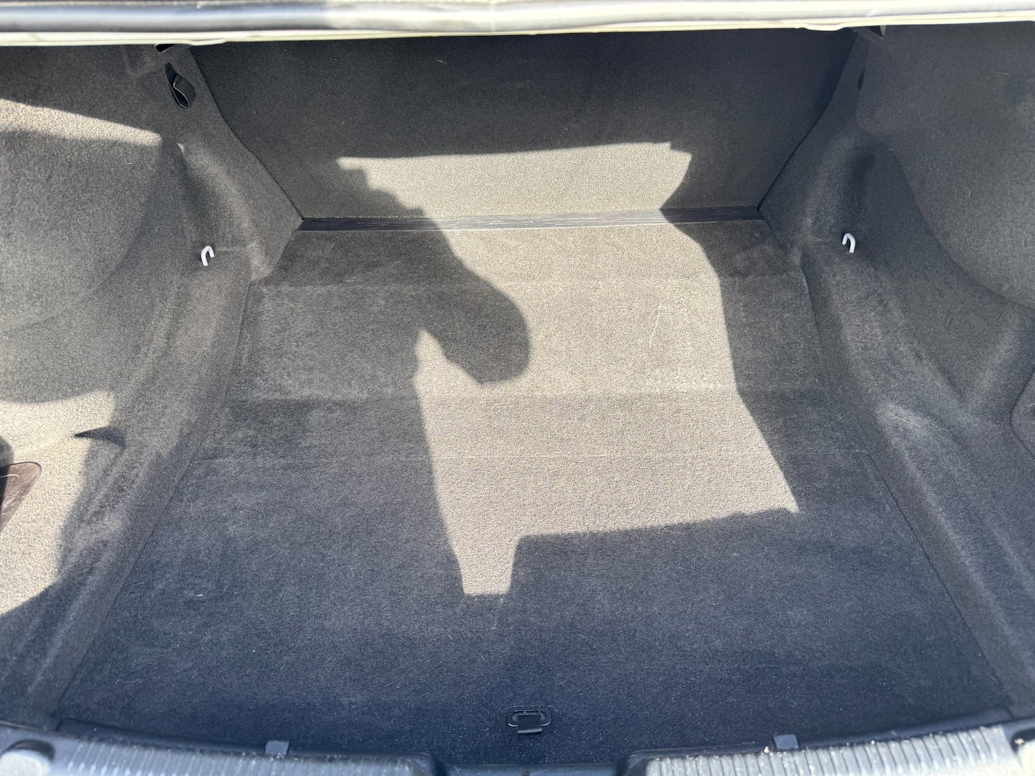 Used Jaguar XE 2015 for sale - 76172540: Photo 24