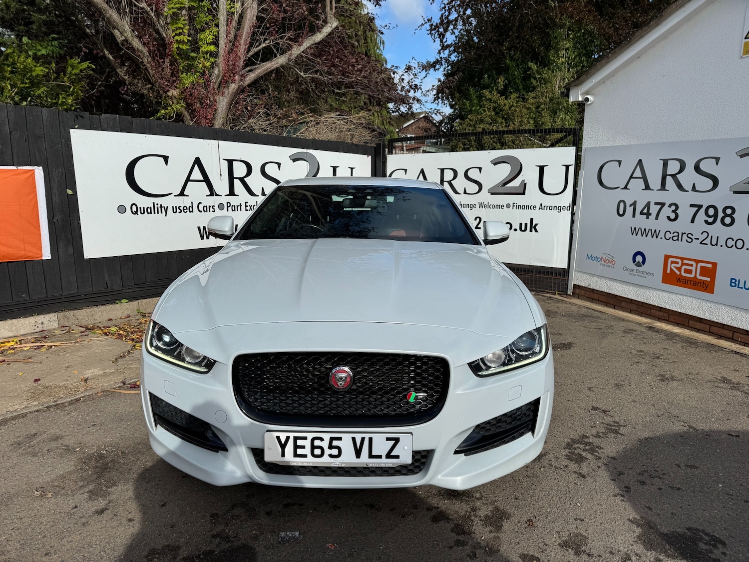 Used Jaguar XE 2015 for sale - 76172540: Photo 3