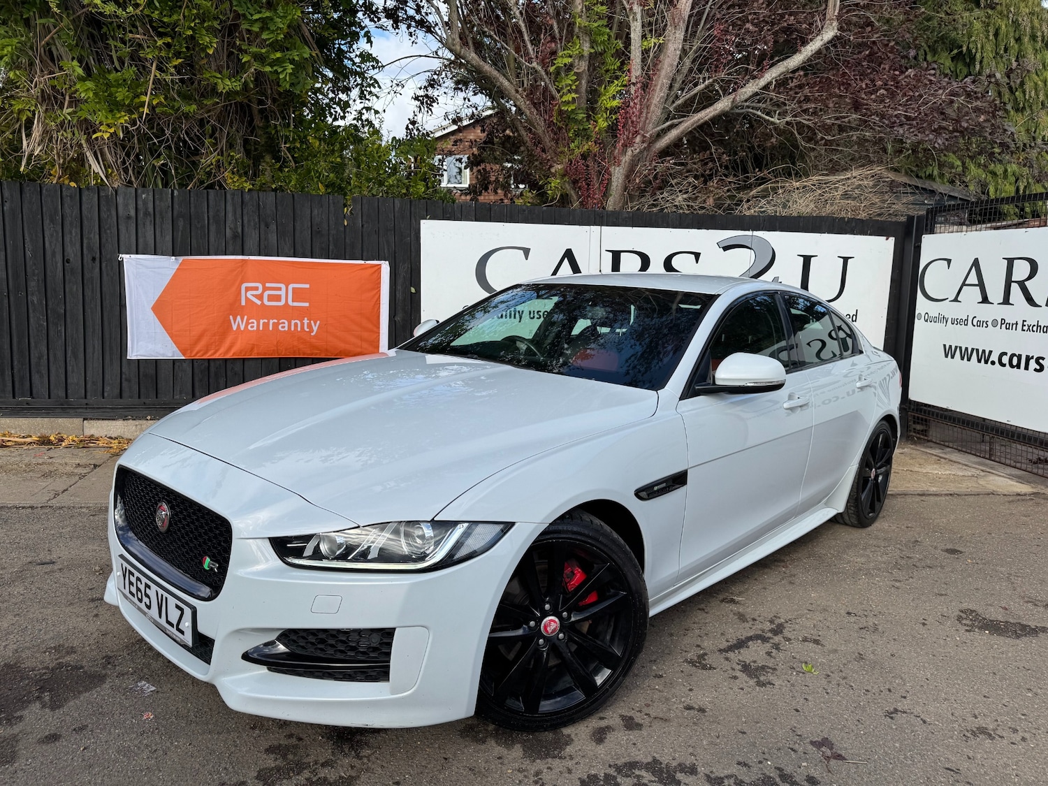 Used Jaguar XE 2015 for sale - 76172540: Photo 4