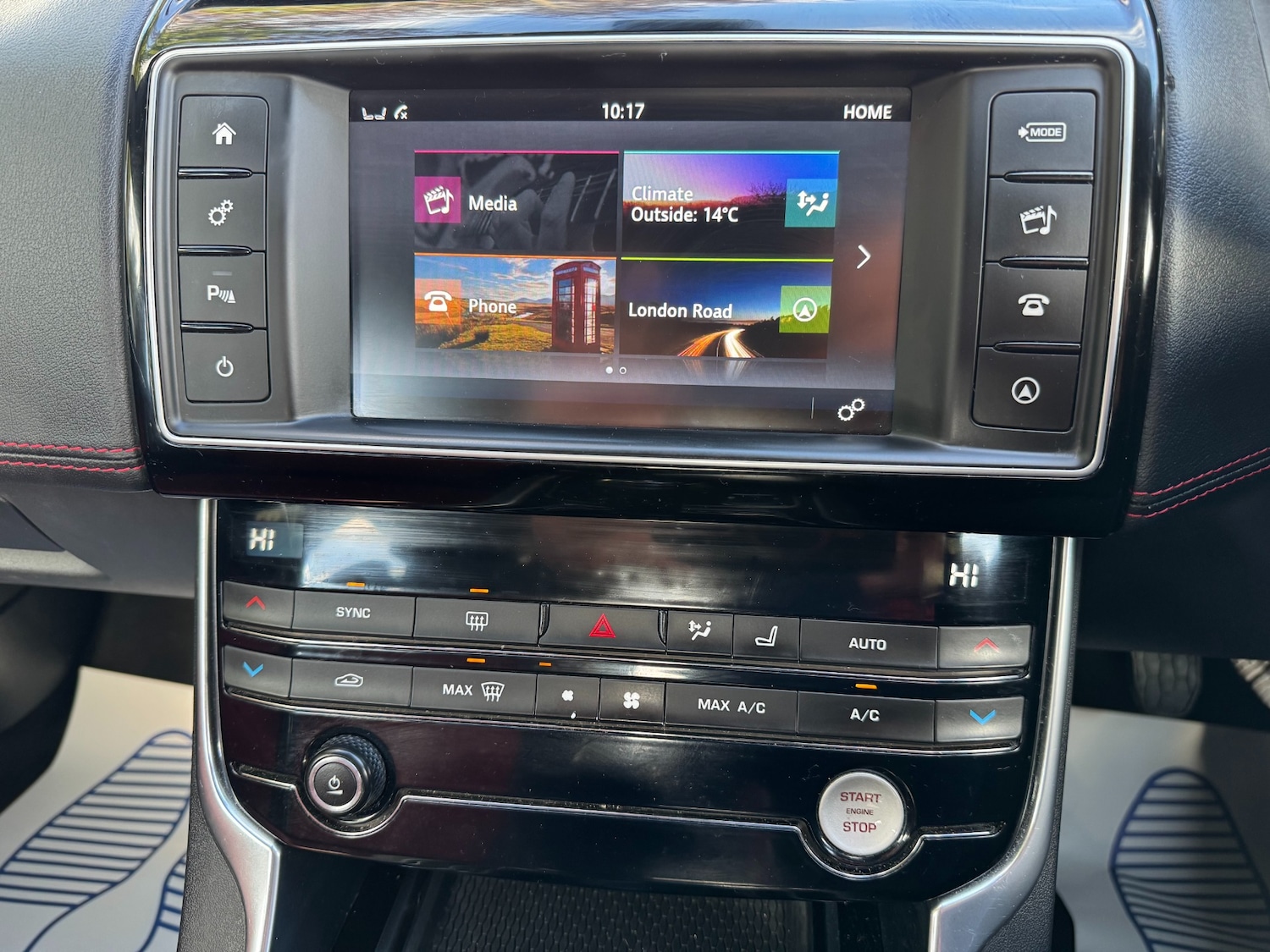 Used Jaguar XE 2015 for sale - 76172540: Photo 9