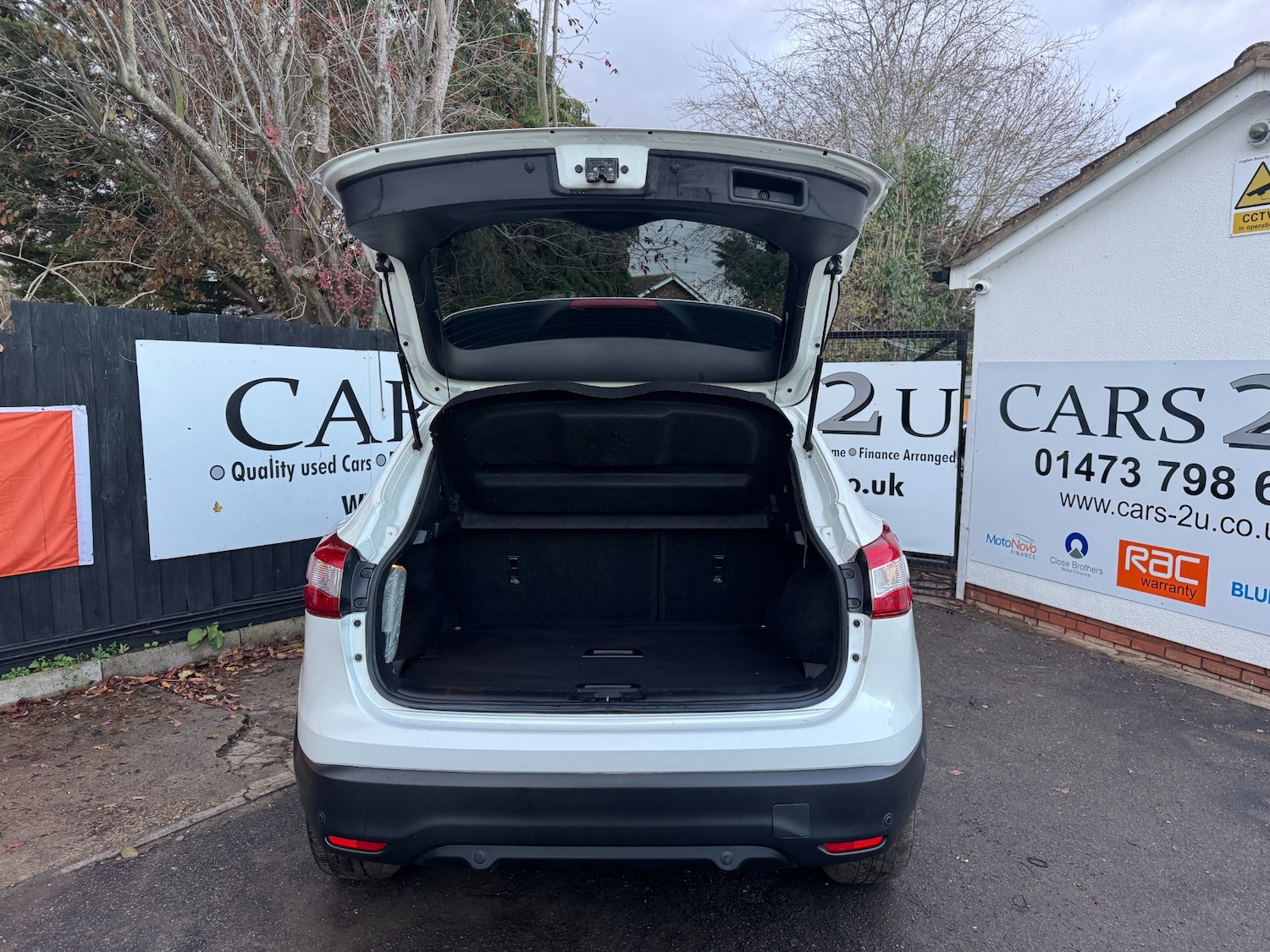 Used Nissan Qashqai 2016 for sale - 76709814: Photo 24