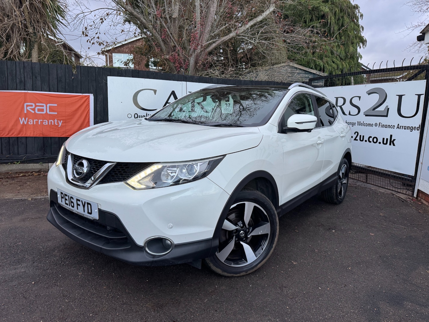 Used Nissan Qashqai 2016 for sale - 76709814: Photo 4