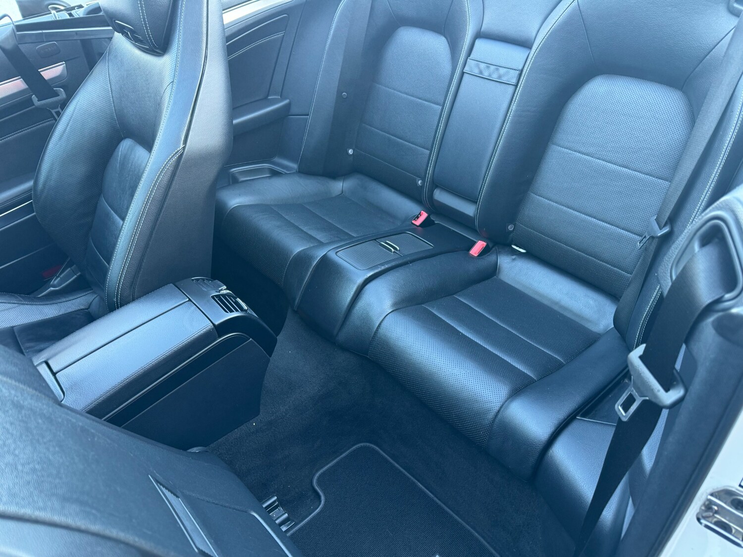 Used Mercedes-Benz E Class 2013 for sale - 76758065: Photo 17