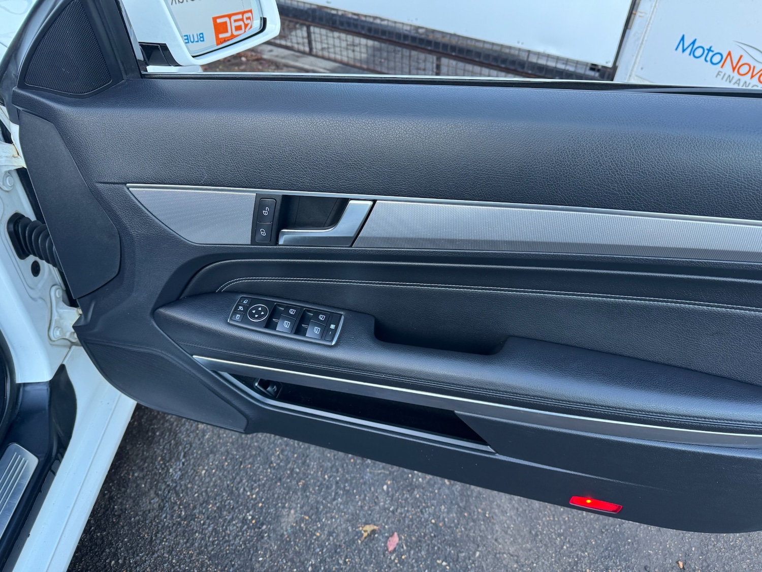 Used Mercedes-Benz E Class 2013 for sale - 76758065: Photo 20