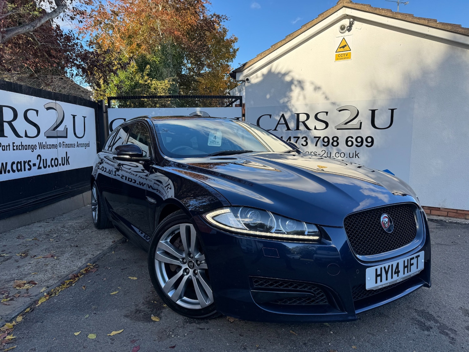 Used Jaguar XF 2014 for sale - 76375637: Photo 2