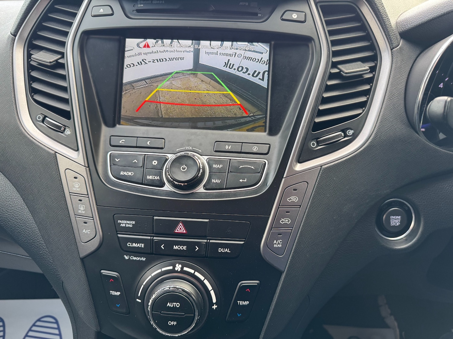Used Hyundai Santa Fe 2013 for sale - 76172496: Photo 10