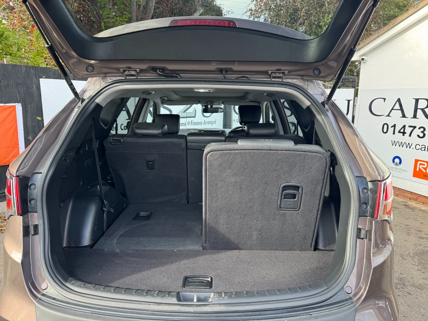 Used Hyundai Santa Fe 2013 for sale - 76172496: Photo 15