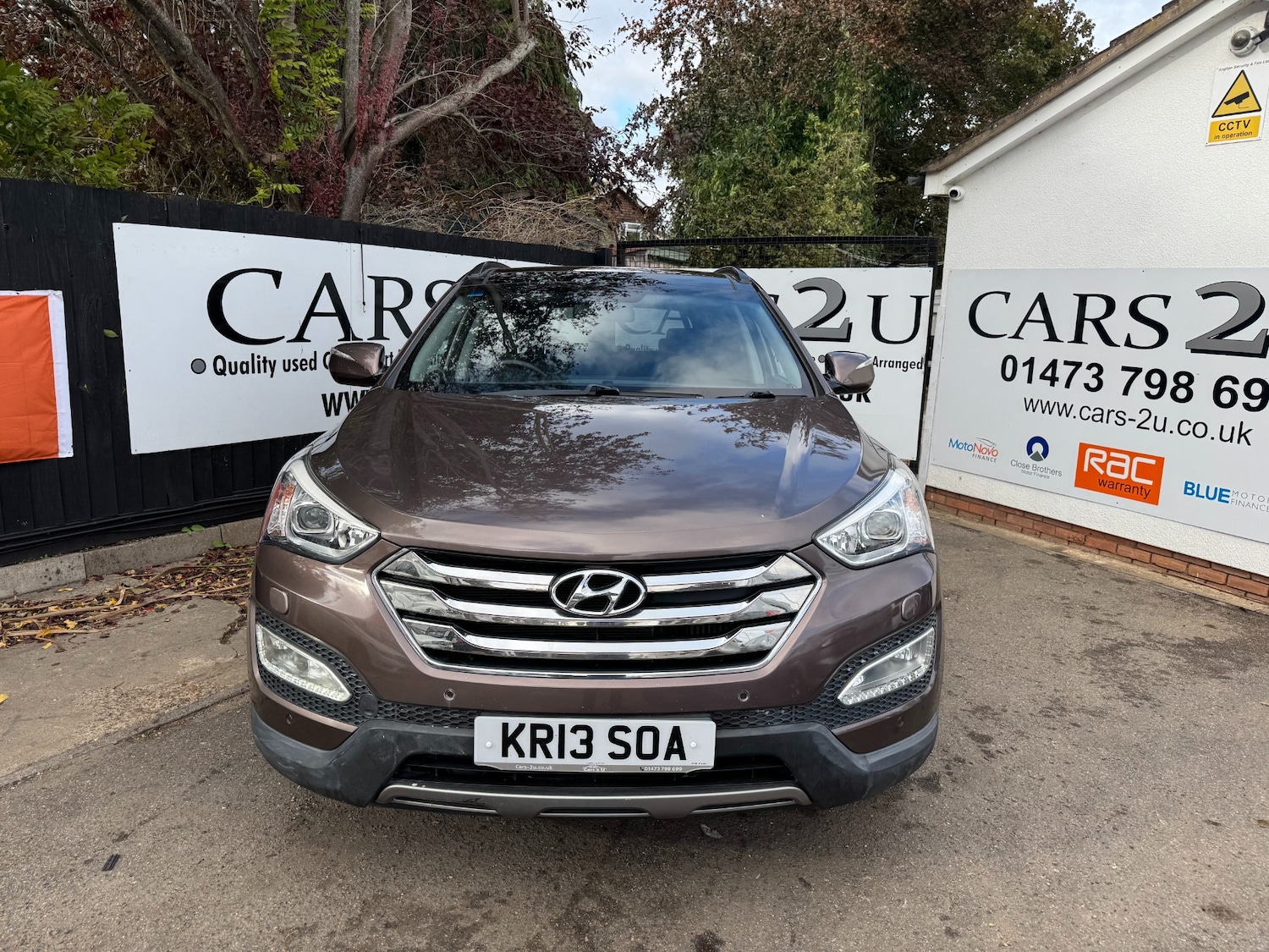 Used Hyundai Santa Fe 2013 for sale - 76172496: Photo 3