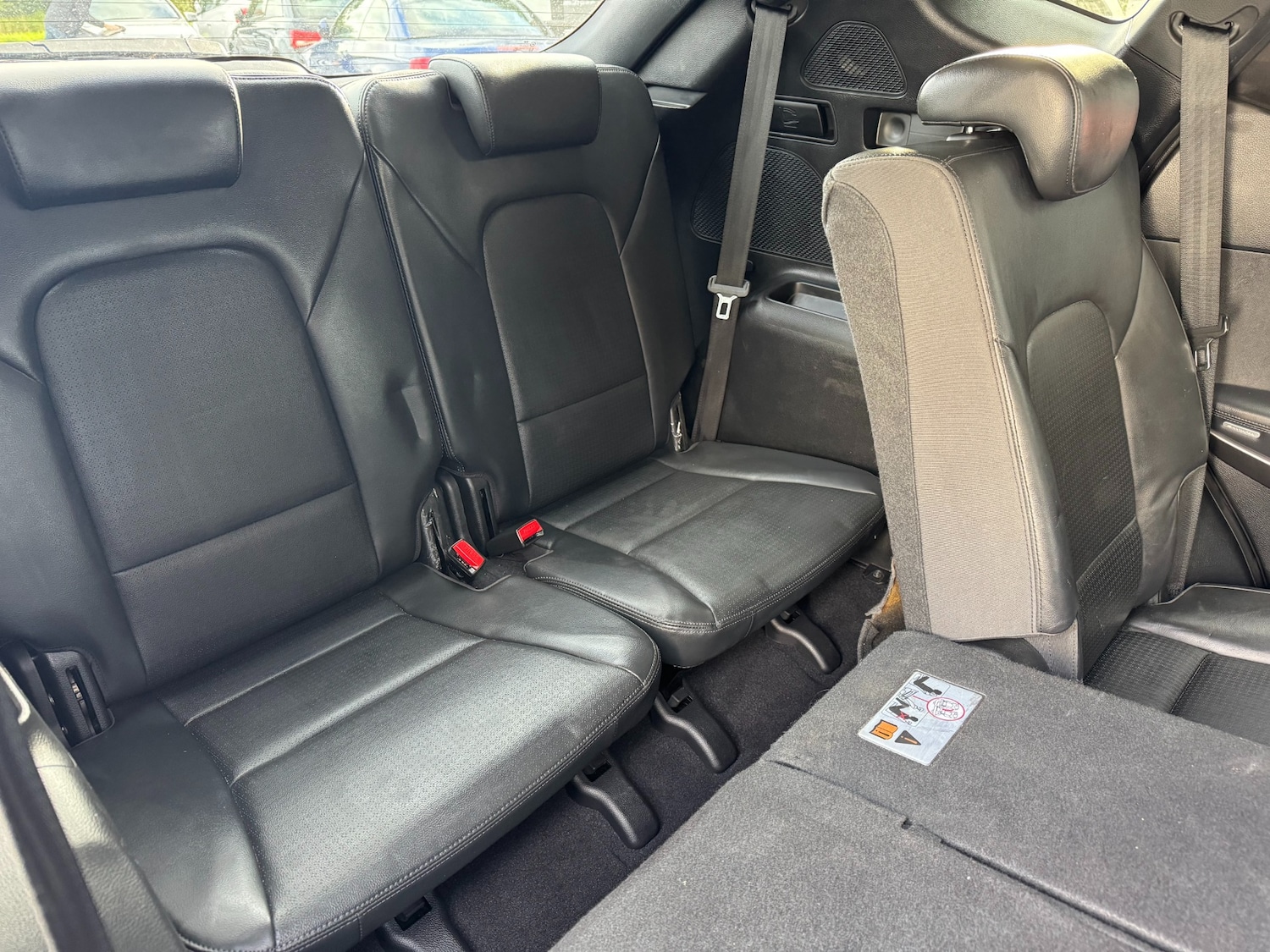 Used Hyundai Santa Fe 2013 for sale - 76172496: Photo 9