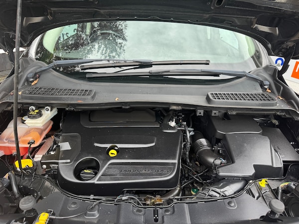 Used Ford Kuga 2014 for sale - 75369695: Photo 28