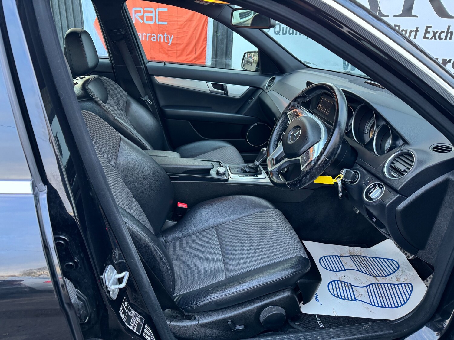 Used Mercedes-Benz C Class 2012 for sale - 77417278: Photo 11