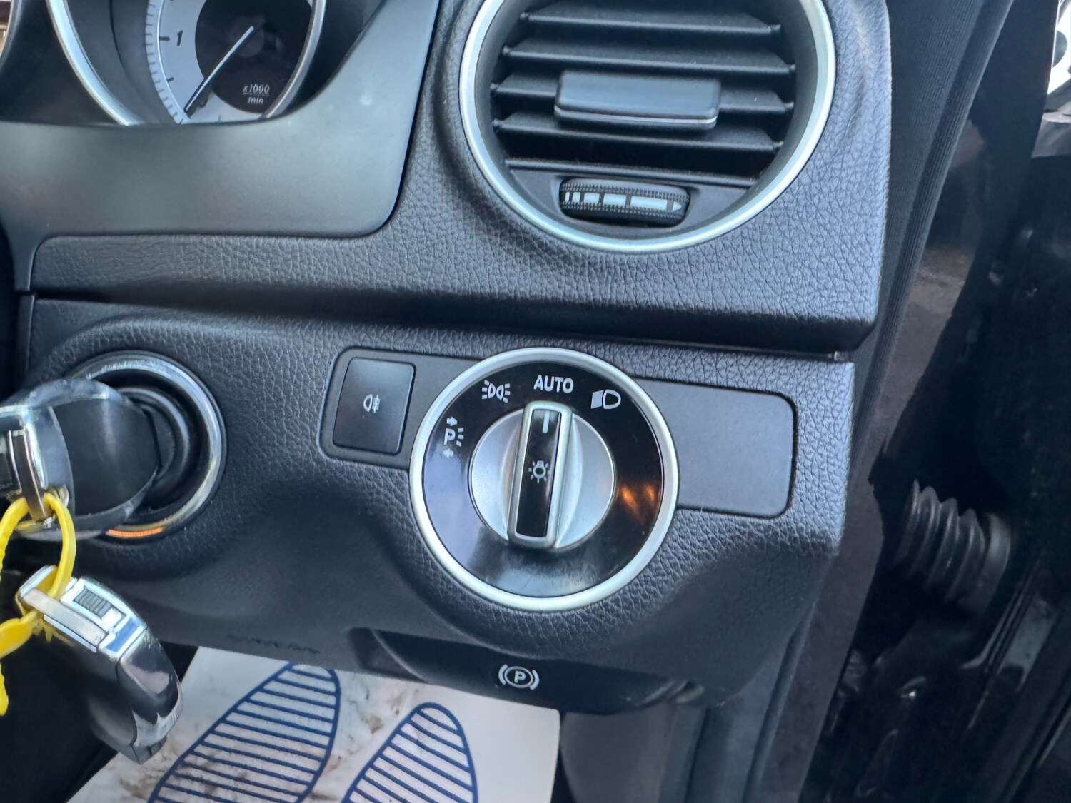 Used Mercedes-Benz C Class 2012 for sale - 77417278: Photo 16