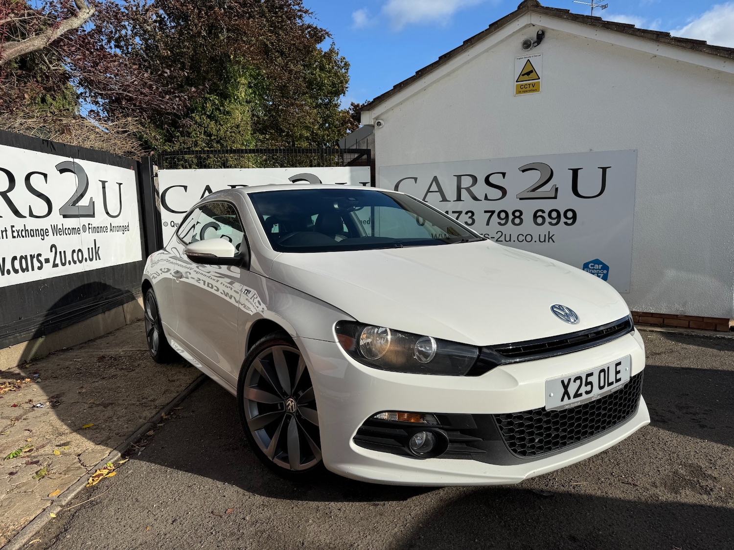 Used Volkswagen Scirocco 2014 for sale - 76172544: Photo 2