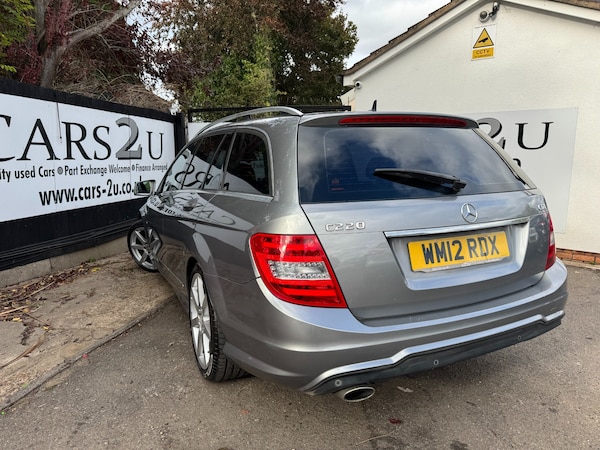 Used Mercedes-Benz C-Class 2012 for sale - 76177642: Photo 2