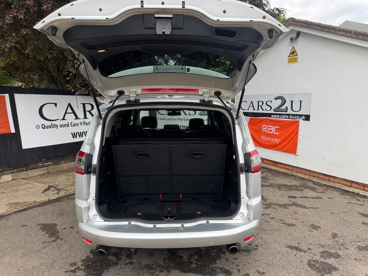 Vehicle 33