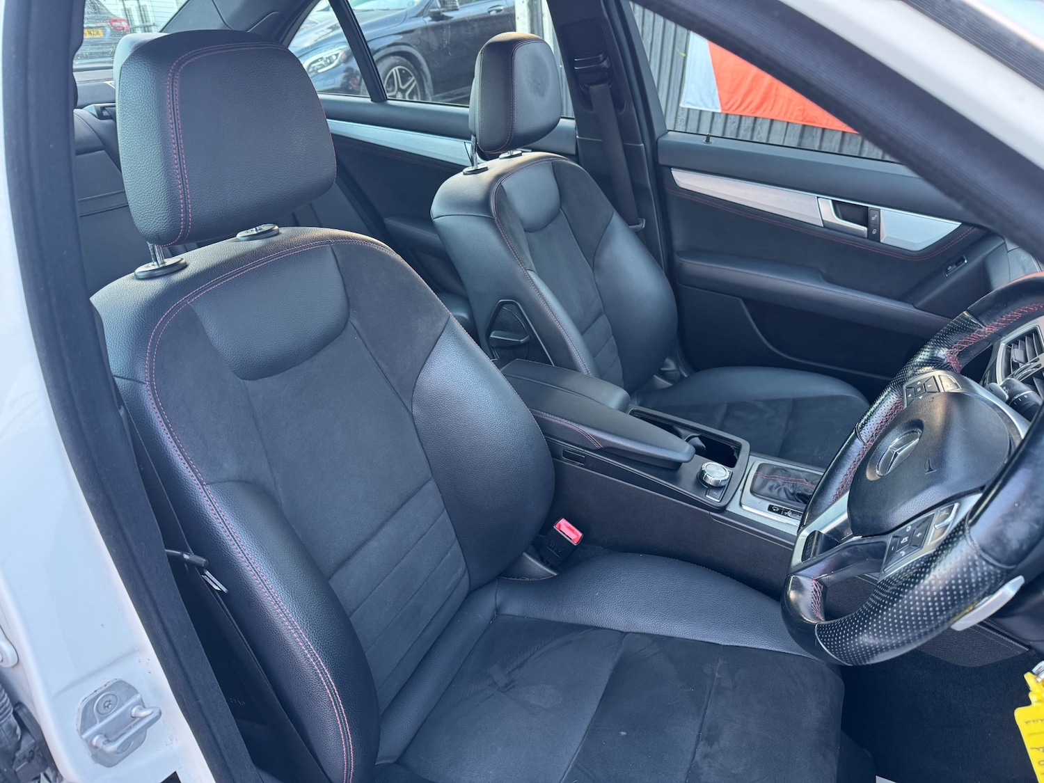 Used Mercedes-Benz C Class 2012 for sale - 76831914: Photo 11