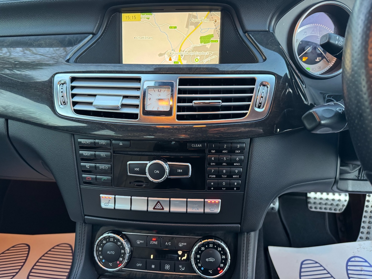 Used Mercedes-Benz CLS 2011 for sale - 76709199: Photo 11