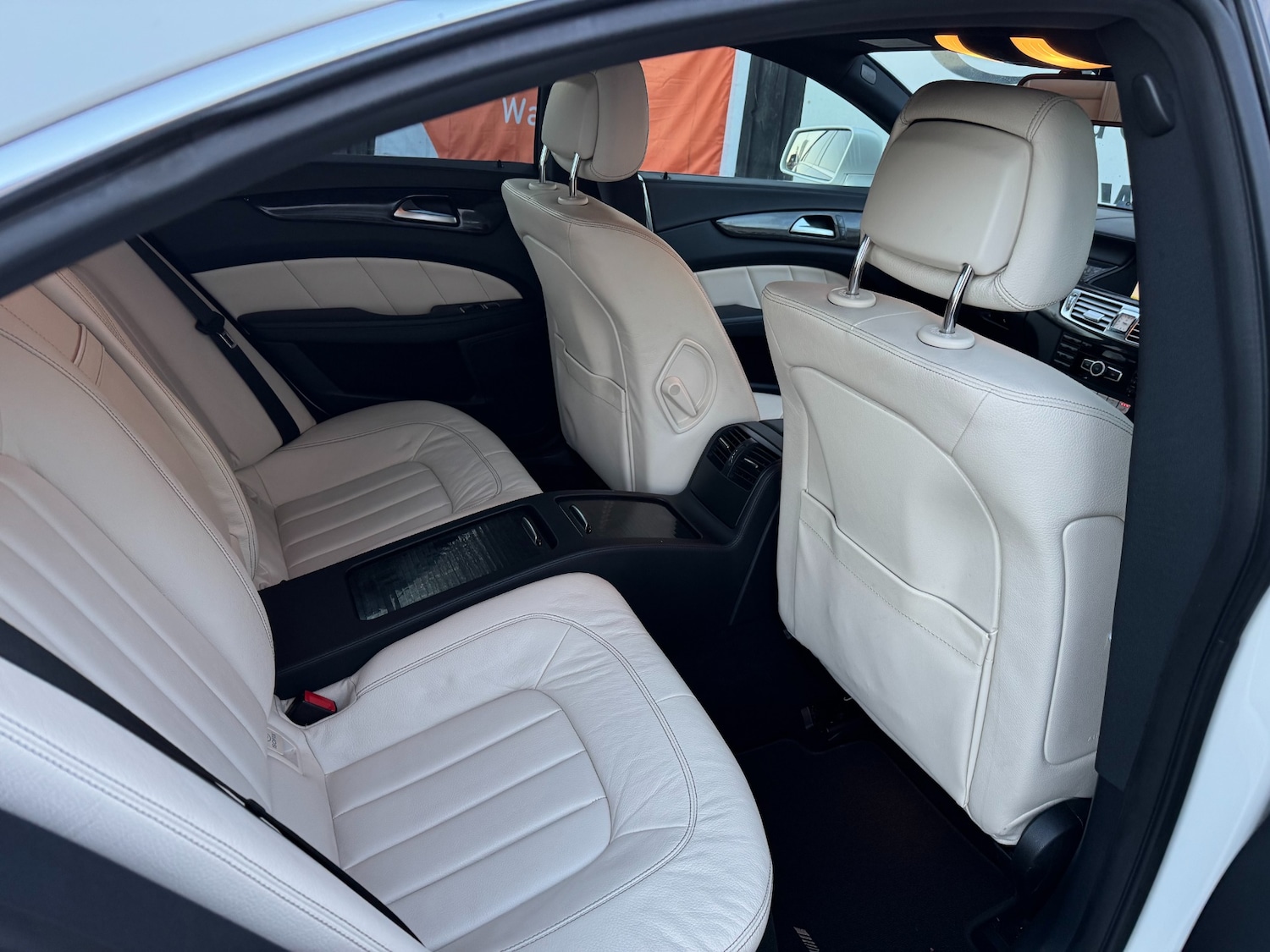 Used Mercedes-Benz CLS 2011 for sale - 76709199: Photo 17