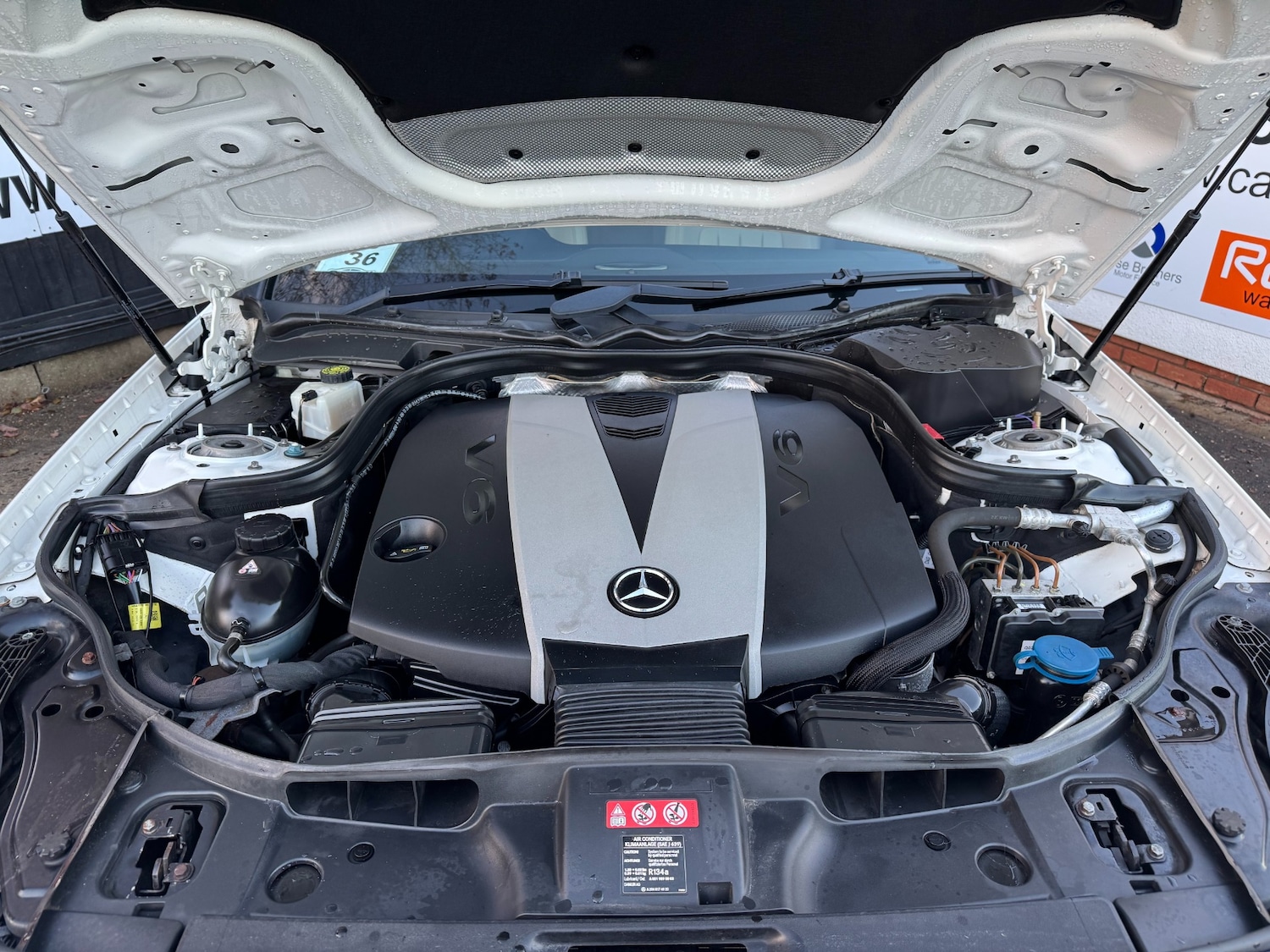 Used Mercedes-Benz CLS 2011 for sale - 76709199: Photo 28