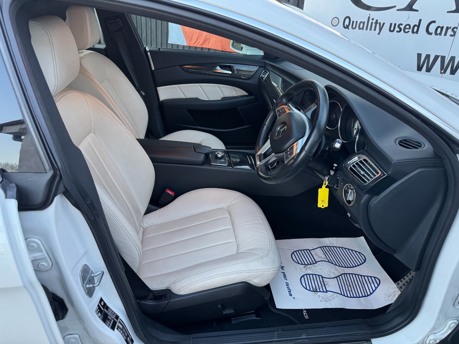 Used Mercedes-Benz CLS 2011 for sale - 76709199: Photo 8