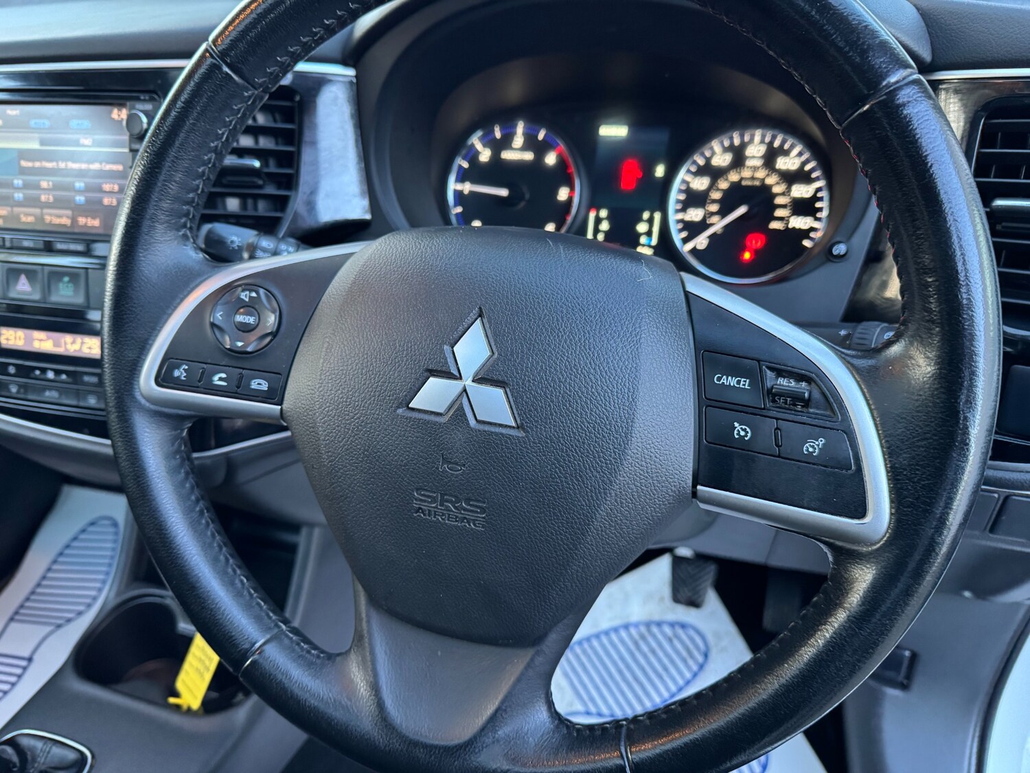 Used Mitsubishi Outlander 2014 for sale - 76437990: Photo 16