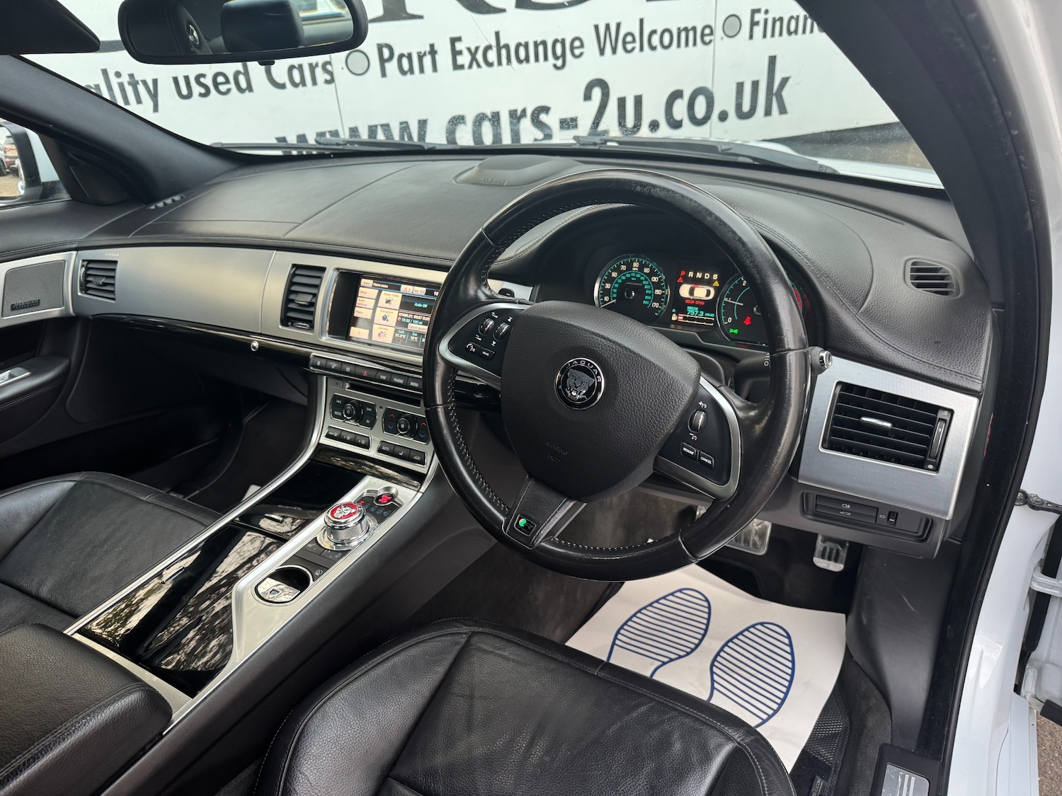 Used Jaguar XF 2015 for sale - 76452065: Photo 10