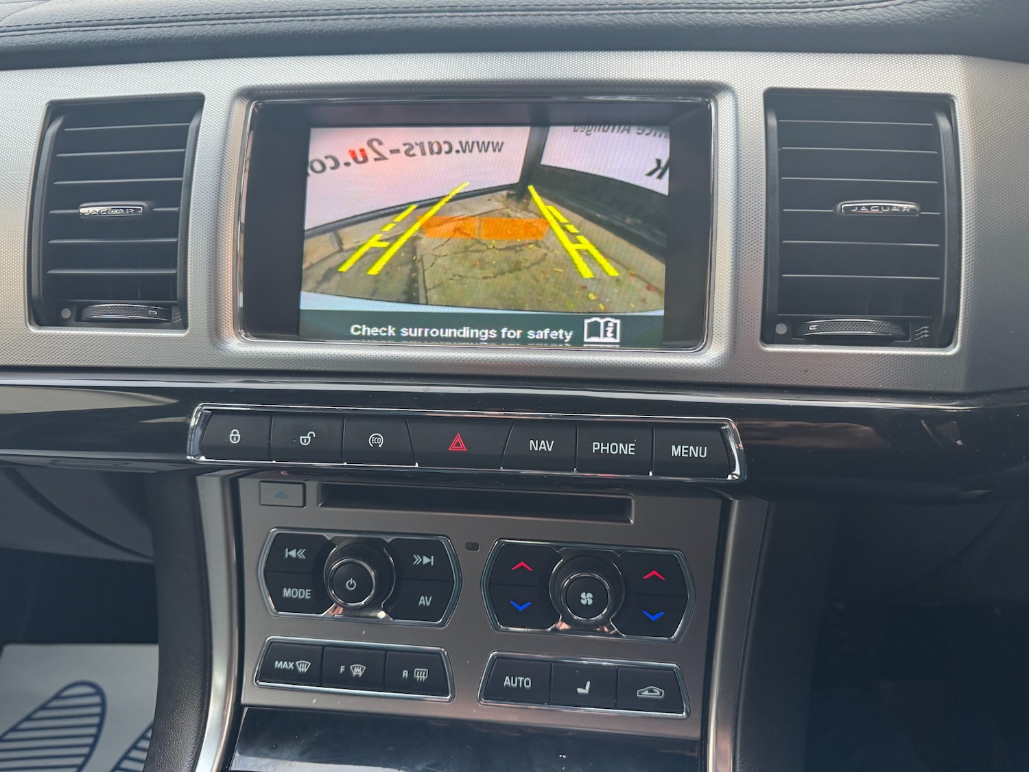 Used Jaguar XF 2015 for sale - 76452065: Photo 14