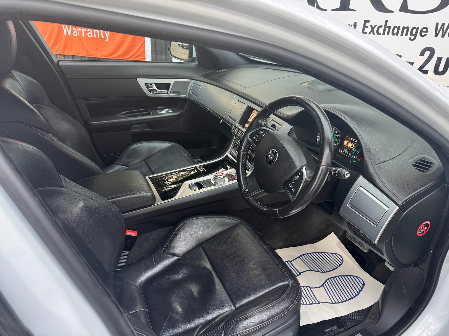 Used Jaguar XF 2015 for sale - 76452065: Photo 9