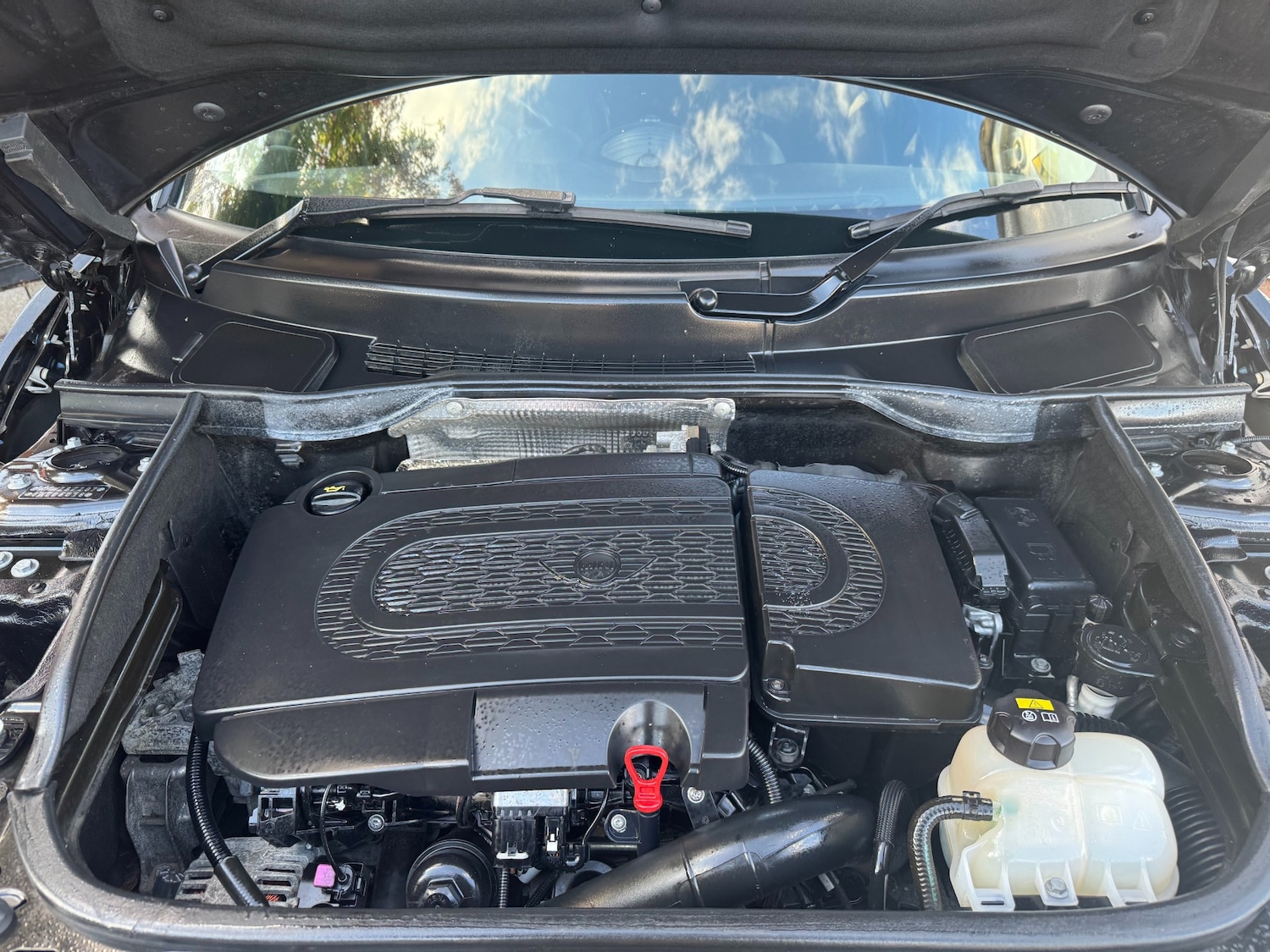 Vehicle 28